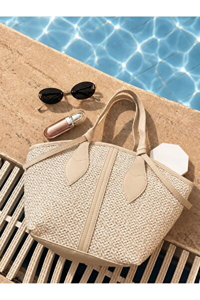 SANTA FLEX Women's Cream Faux Leather Detailed Zippered Straw Textured Hand a...