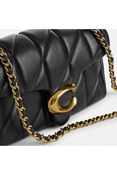 BAGS حقيبة يد فاخرة للنساء تتميز بقفل معدني ذهبي على شكل حرف C مميز