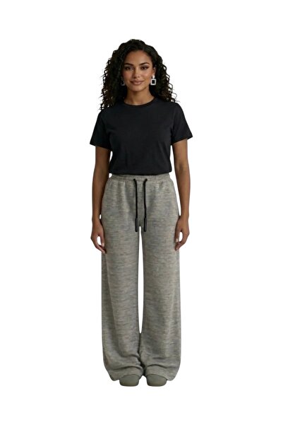 SAAT TEKSTİL Set dublu pentru femei: tricou negru cu gât rotund și pantaloni ...