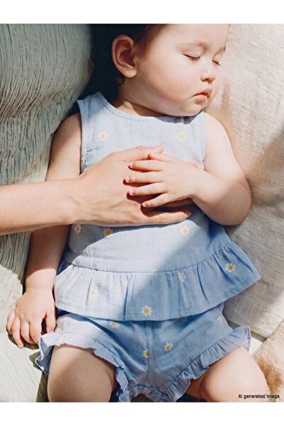 LC Waikiki Daisy Embroidered Baby Girl Muslin Shorts Set for Style Enthusiast...
