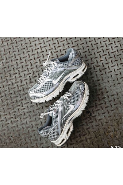 Nike Men's Gray Sports Shoes Air Max Moto 2K Sneaker |   Iq7592-025