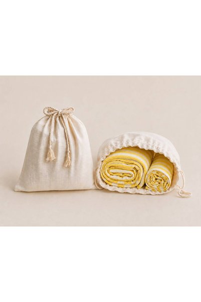 NUNA'S Atelier Lemon |   Mother & Child Poncho Set |   Hooded Beach & Pool Poncho |   Gift Muslin Pouch with Bag