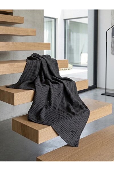 QASSA SHAL Anthracite Shawl