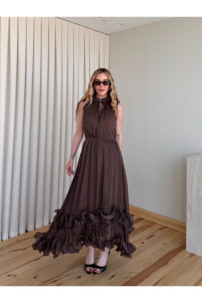 Laluvia Rochie maro cu fustă lungă și volane - 39908