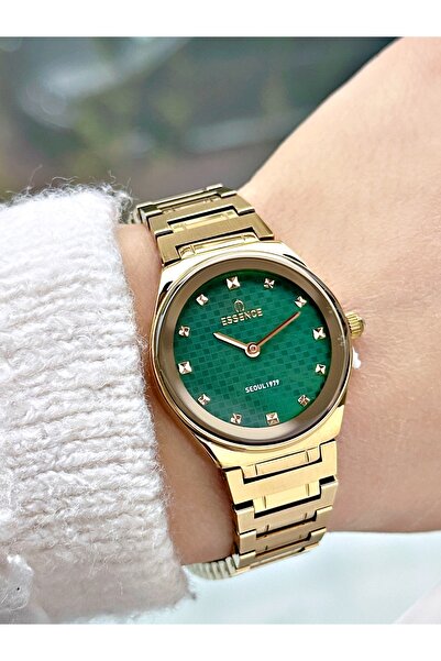 Essence Special Design Gold-Green Steel Cord Women Wrist Watch Es6967Mr