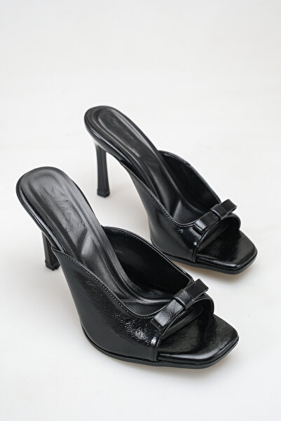 meyra'nın ayakkabıları Women's Accessory Detailed Heeled Sandals Black Yanki