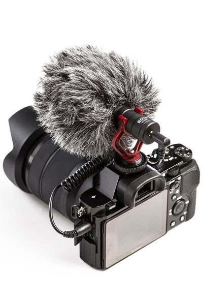 ELTRAZONE BY-MM1 Cardioid Condenser Microphone Black/Red