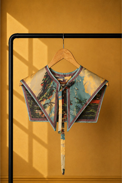 LERAIY Pastel Work & Mosque Patterned Shoulder Shawl
