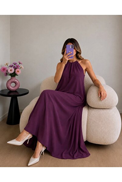 Ekim Store Rochie maxi cu guler halter și lanț auriu