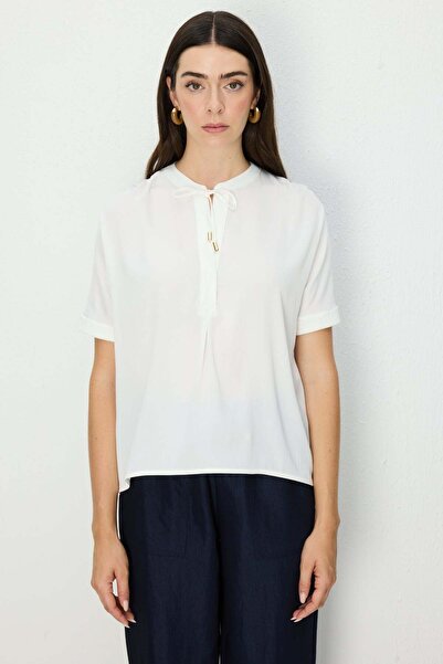 ON Double Sleeve Blouse with Lace-Up Collar