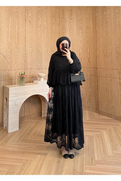 SOİ طقم إيسيلا من الدانتيل الناعم باللون الأسود