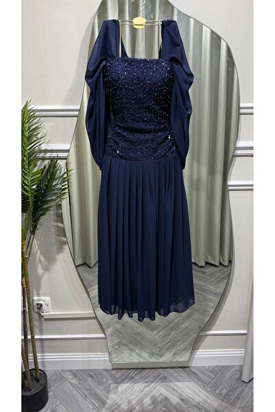 Mar style Elegant Embroidered Top and Draped Sleeves Midi Dress