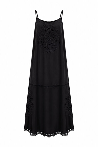 HAZELANNA Embroidered Black Voluminous Midi Dress