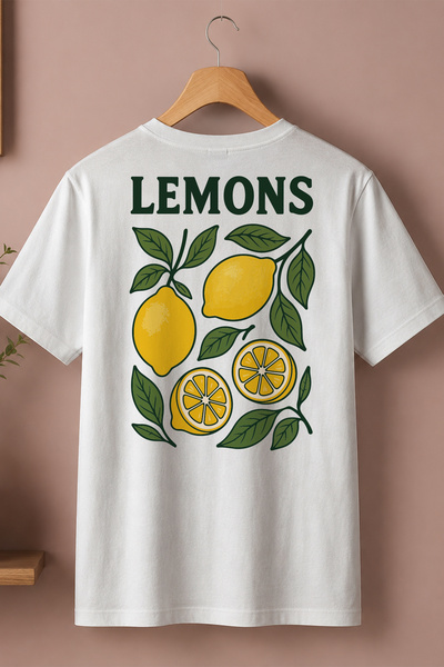 Spoyi Lemons dizajnirala 100% pamučnu polu-oversize belu majicu