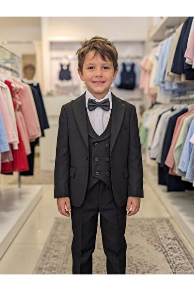 Terry Boys' Classic Black Jacket Vest Pants Shirt Bow Tie Suit (5 Pieces)