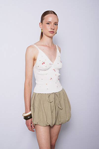 Nisan Flower Embroidered Lace Tricotated Tank Top Ecru