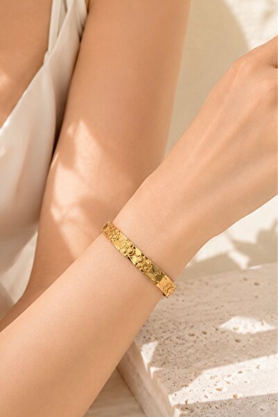 fao shop 7/24 Steel Cuff Women's Bracelet with Flower Motif, Gold Color, Non-...