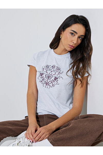 Styli Grey Graphic Printed Short Sleeves Regular Fit T-Shirt