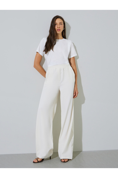 Styli Beige Solid Wide Leg Pants