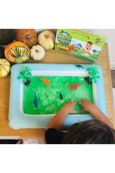 Zimpli Kids SET GELLI WORLDS PACHET DINOZAUROI CU FIGURINE ȘI TACĂ DINOZAUROI 3+