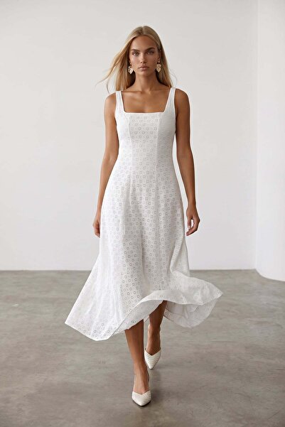 Trend Alaçatı Stili Women's white square neck flounced midi lace dress alc-x1...