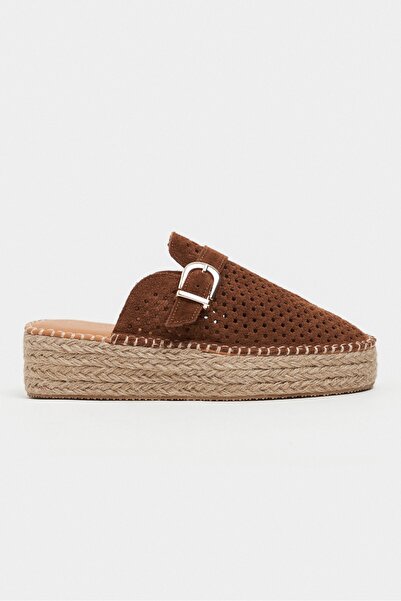 NİŞANTAŞI SHOES Maren Tan Suede Leather Laser Perforated Buckle Detail Straw ...