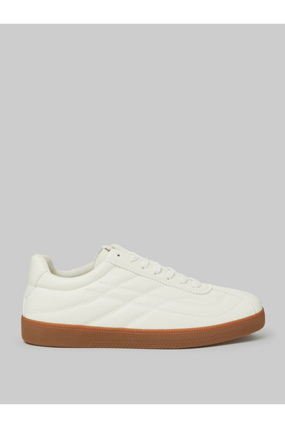 Styli Men Off-White Quilted Lace-Up Sneakers
