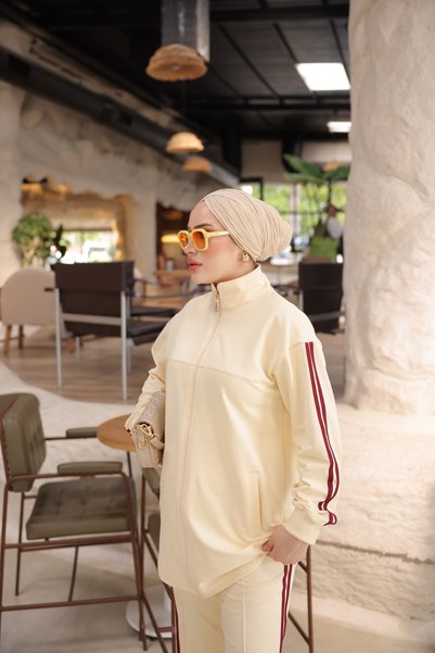 MİMİ Luxury Wear Women's Zippered and Double Stripe Detailed Hijab Tracksuit Set - Two-Piece Sports Set