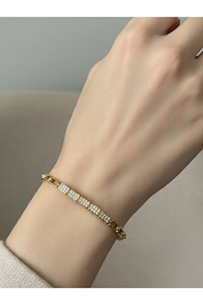 Kadın Gold VIP Seri Zirkon Taşlı Kare Plaka Model Kararmaz Bileklik