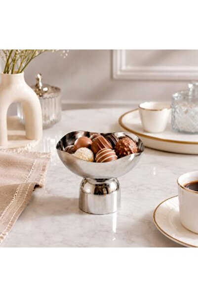 Warehouse Elevated Wavy Stainless Steel Serving Dish