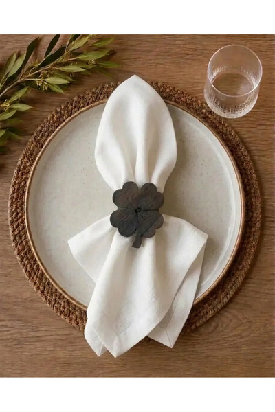 desenizmir Wooden Clover Pattern 6-Piece Napkin Rings