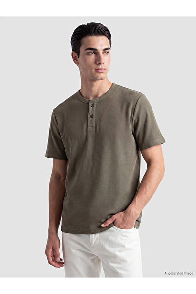LC Waikiki Henley Neck Textured Men's T-Shirt