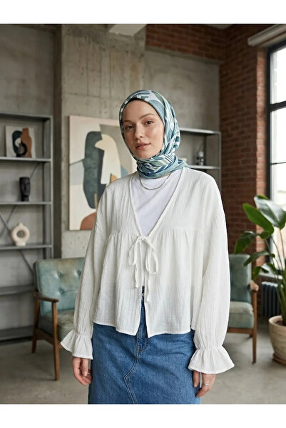 Naknaku كيمونو قصير برباط أمامي - إكرو