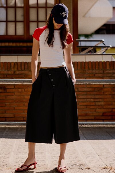 Bershka Kruvaze düğmeli culotte bermuda