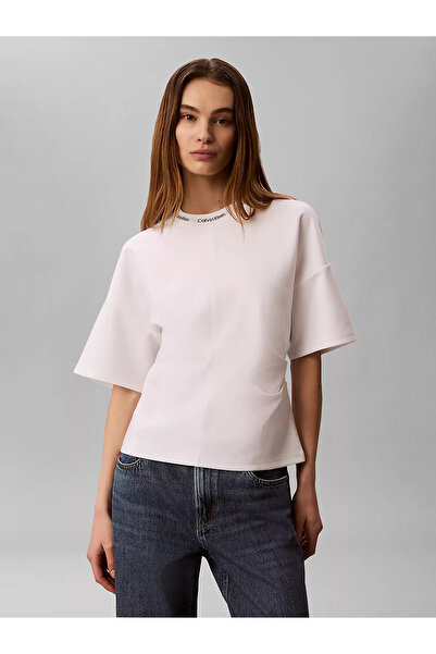 Calvin Klein Kadın Pamuklu Rahat Kalıp Yuvarlak Yakalı Kısa Kollu Beyaz T-Shirt