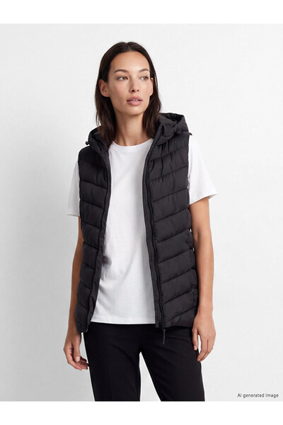 LC Waikiki Hooded Women's Puffer Gilet