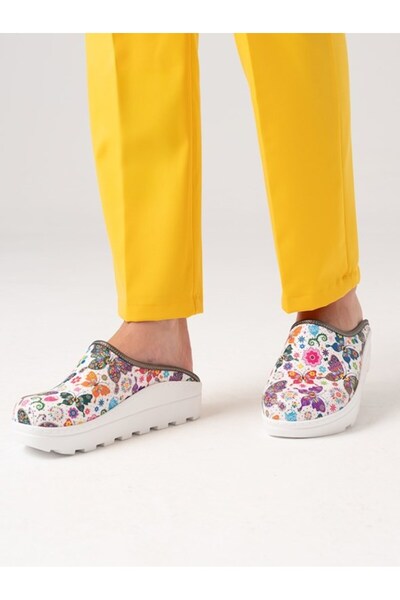 ÇİZGİ MEDİKAL Kelebek Women's Doctor Nurse Medical Fit Vivacolor Sabo Slippers