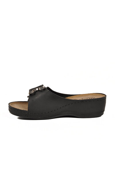 ARYAN Black Thick Soled Women's Slippers with Adjustable Straps 09-071 Z