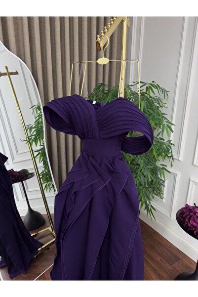 leen fashion فستان سهرة طويل أوف شولدر بكسرات وأكمام مجسمة
