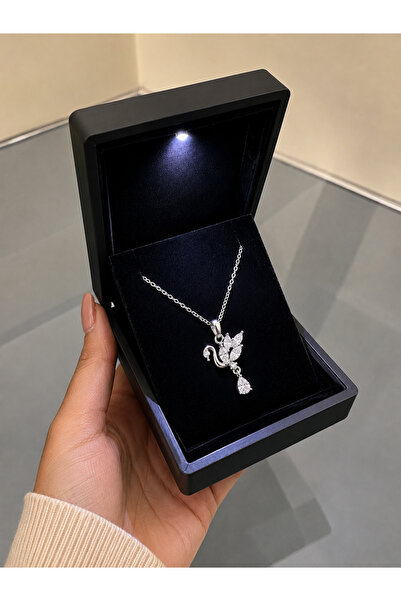 shop IŞIKLI KUTUDA GÜMÜŞ TAŞLI ÇELİK KUĞU KOLYE