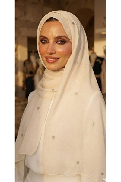 Veil Designer طرحه حلا نجوم بوال اوف وايت طبقنين بتطريز فضي نجوم علي كامل الط...