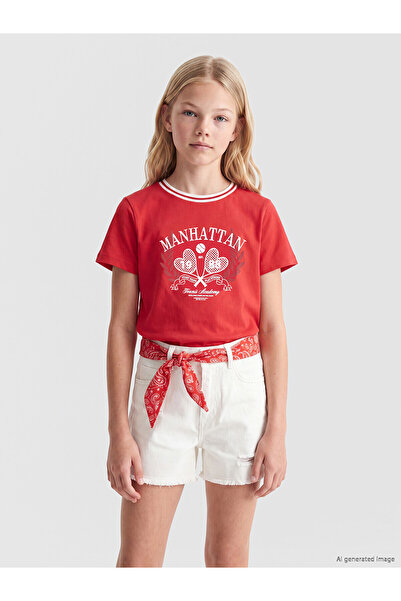 LC Waikiki Trendlucky Girl's T-Shirt with Manhattan Print and Difference