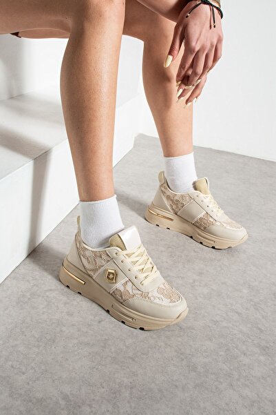 İmerShoes Kadın Dantel ve Gold Detaylı Kalın Taban Günlük Sneaker Ayakkabı 0873