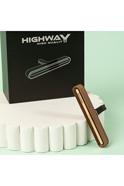 HIGHWAY مجموعة معطرات هواء خشبية فاخرة للسيارة (عطور للفصول الأربعة وتصميم قا...