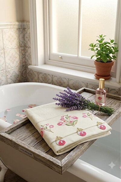 Çeyiz Diyarı Spring Embroidered Hand and Face Towel 50X90 cm Pink