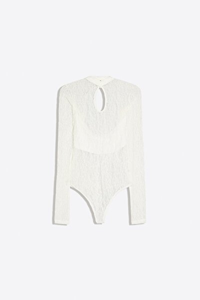 Bershka Uzun kollu, dekolte detaylı dantel body