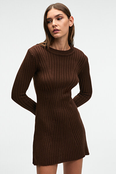 ETHIQUET Encanto Women's Round Neck Stripe Pattern Slim Fit Brown Dress