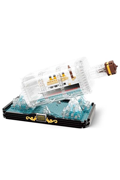 TOYTOPIA Titanic Ship in a Bottle 918 Piece Block Set - Titanic Built in a Bo...