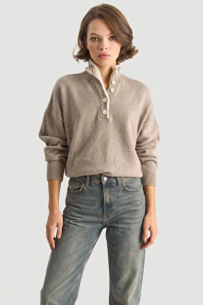 Efnaz style Women's Button Detailed Knitwear Mink White Sweater