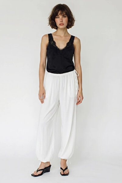 Efnaz style Women's Adjustable Waist Tie Shalwar White Trousers